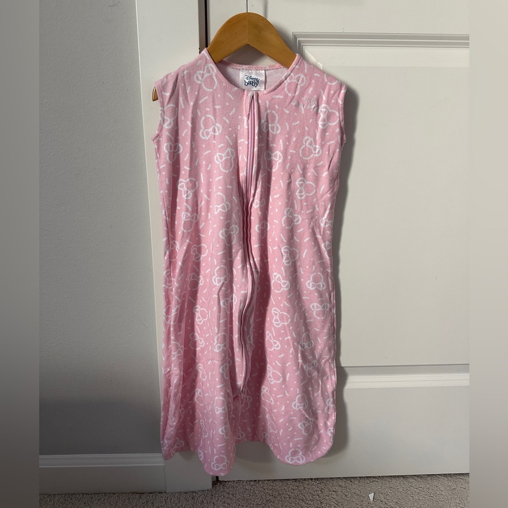 Disney Halo Sleepsack Size Medium 6-12 Months Pink Minnie Mouse